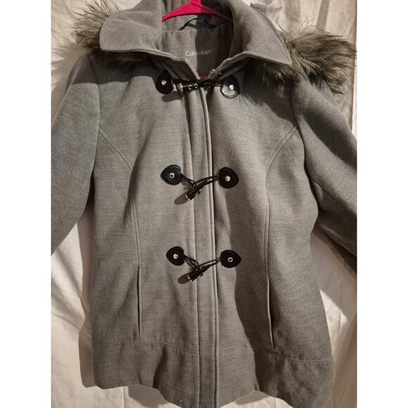 CALVIN KLEIN Toggle Coat with Removable Faux Fur Hood Size M /L. - Picture 5 of 12